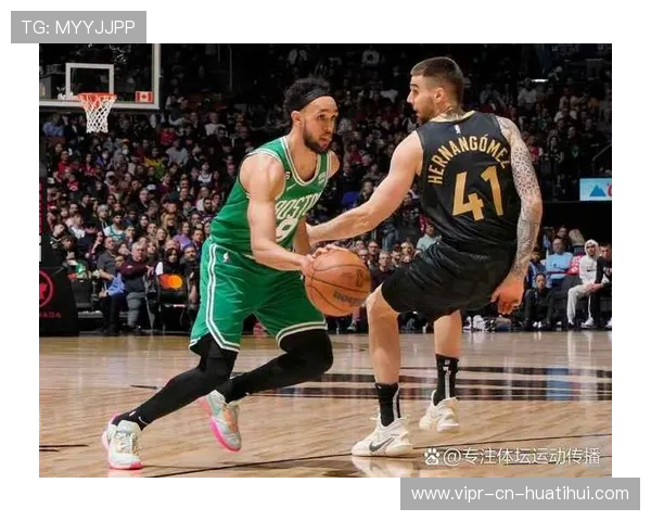 凯尔特人弧顶传球撬动对方防线