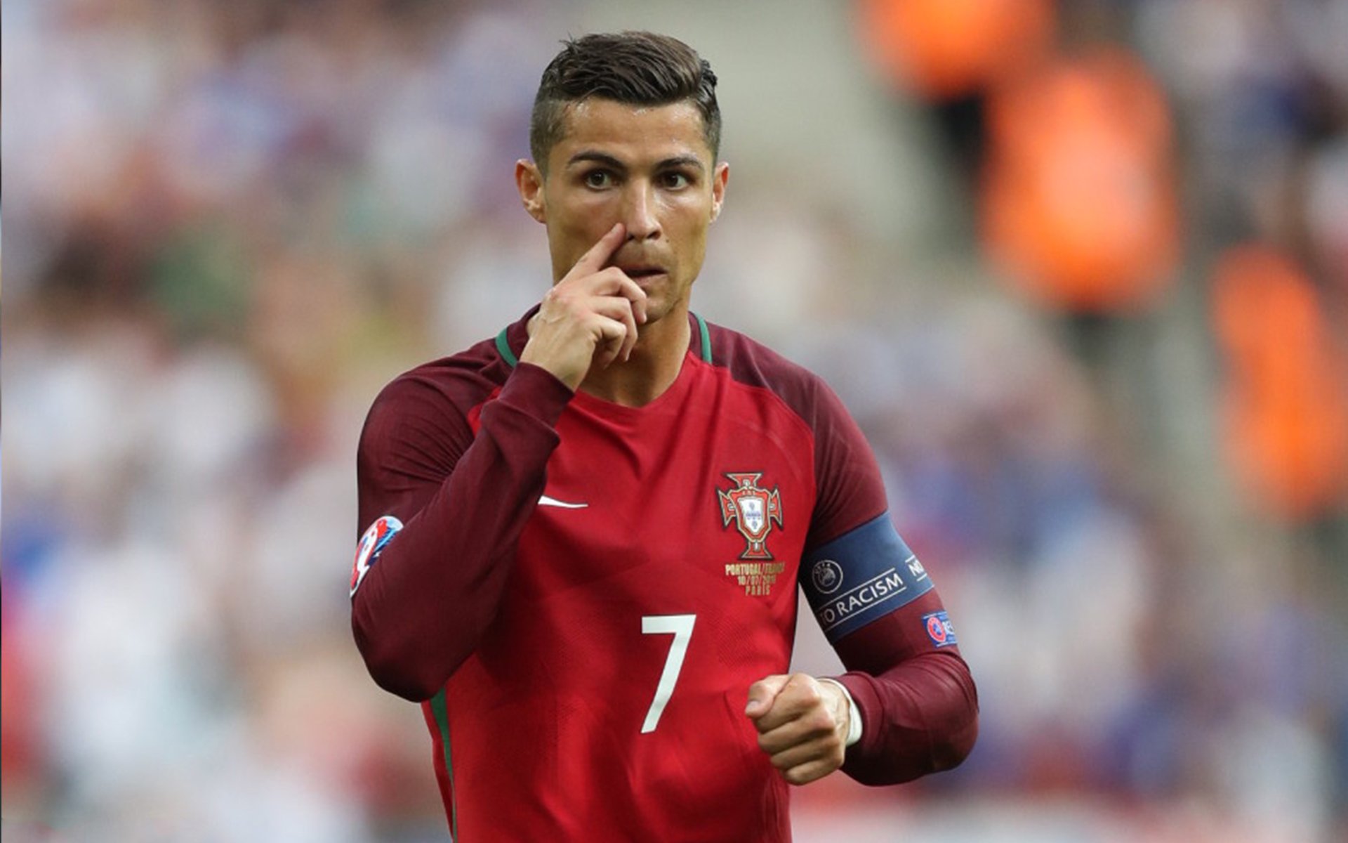 华体会app功能-五大联赛是否重视通过前场横移调动后防空档，五大联赛场地大小